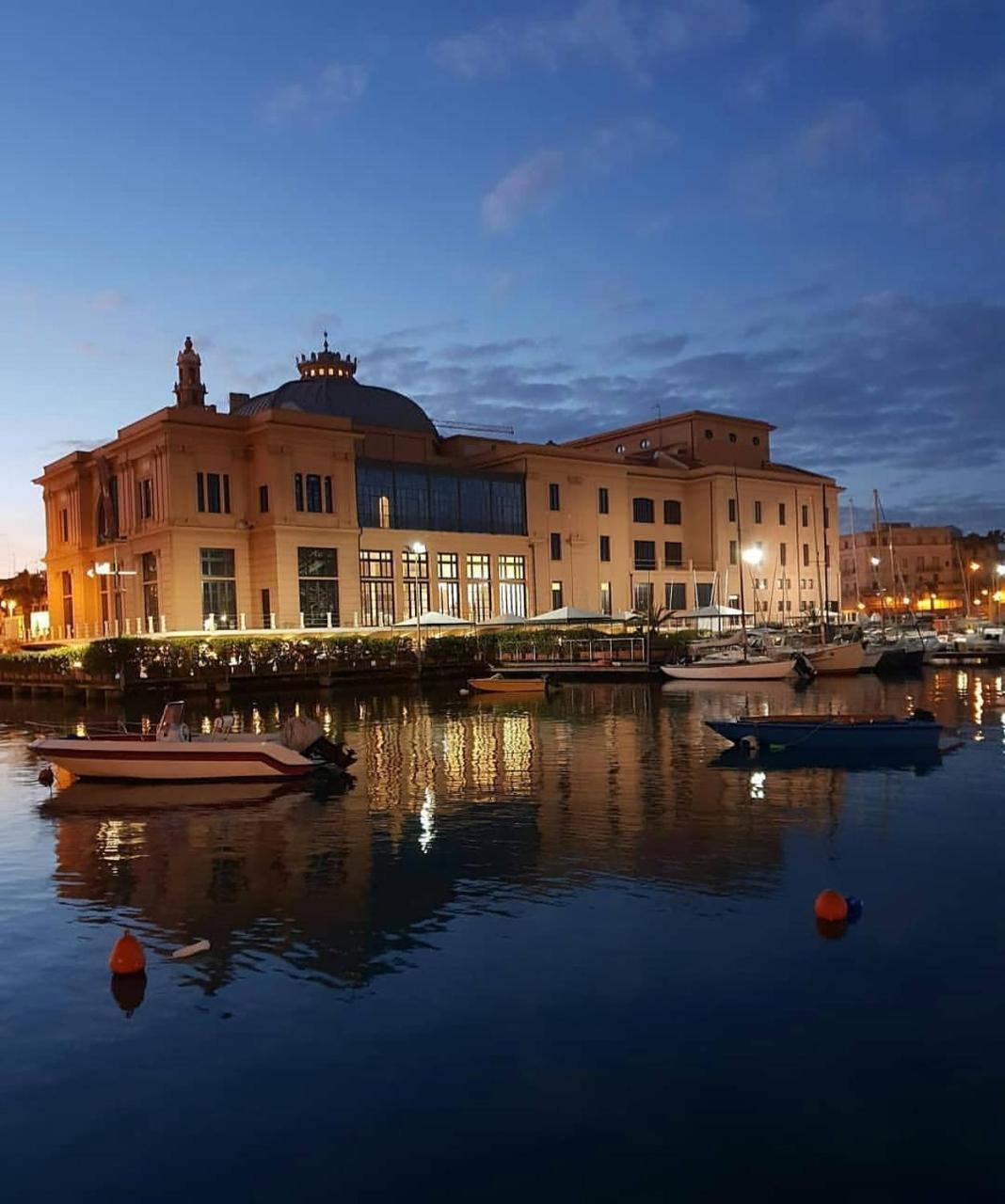 De Rossi Holiday Bari Exterior photo